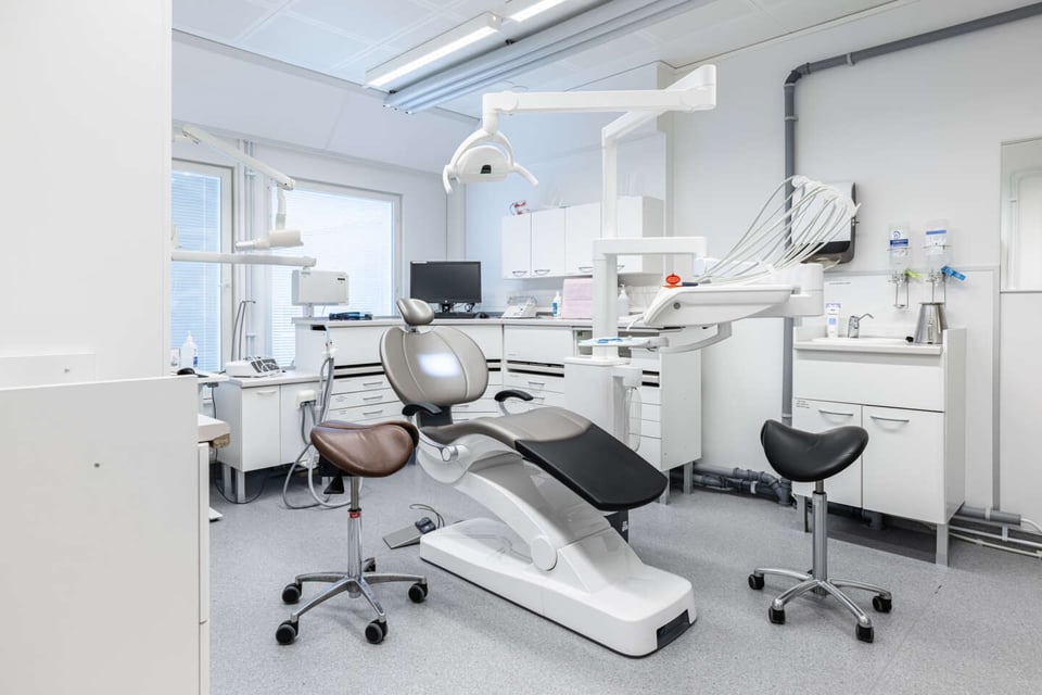 Interieur van een tandartspraktijk in een modulair gebouw van Adapteo